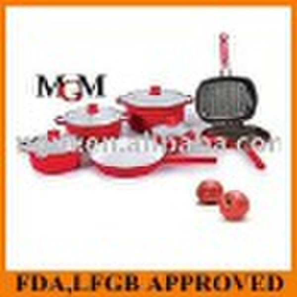 die cast aluminum cookware set with white ceramic