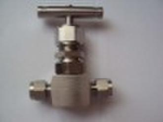 Union bonnet needle valve