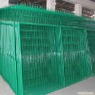 Welded mesh fence