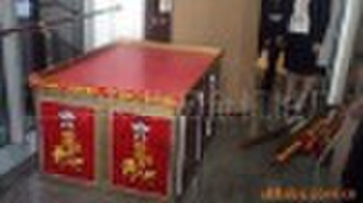 metal pallet wooden display