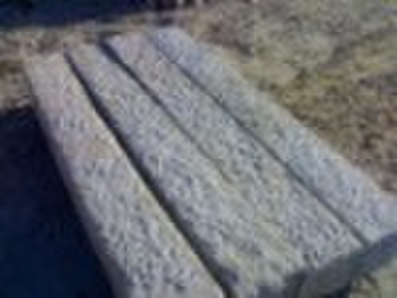 yellow granite palisade