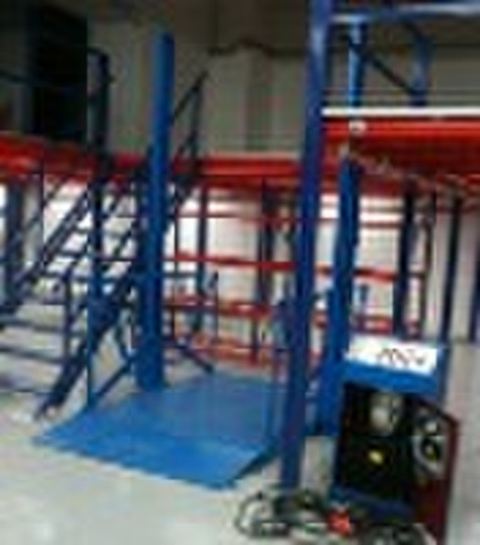 Steel mezzanine floor