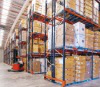 Selective pallet racking