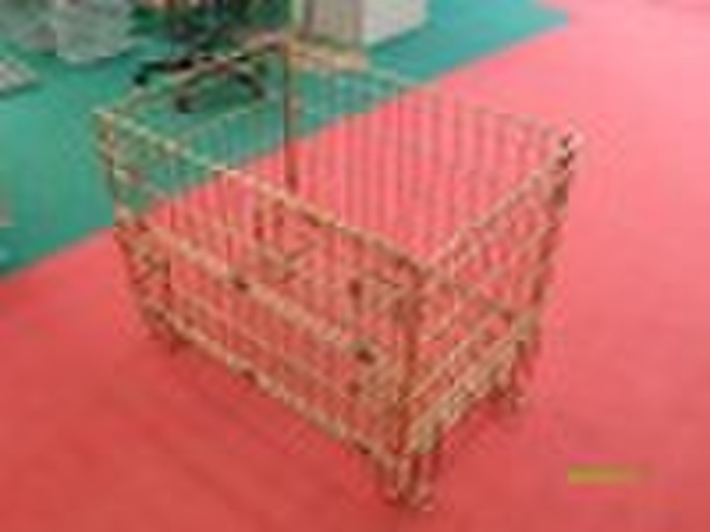 Stacking wire mesh container
