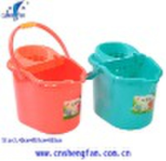 plastic mop bucket with plastic handle