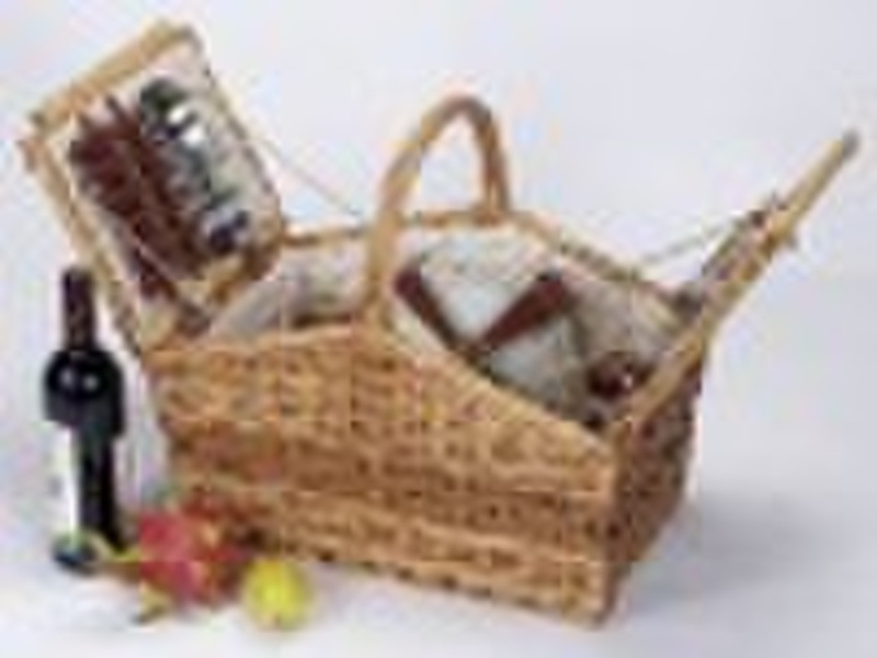 outdoor wicker picnic basket
