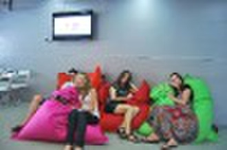 High quality and water-repellent nylon indoor bean