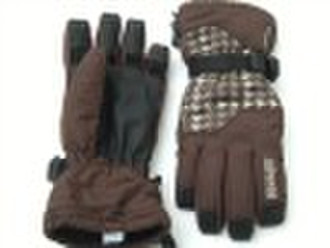 ski gloves and ski wear for men