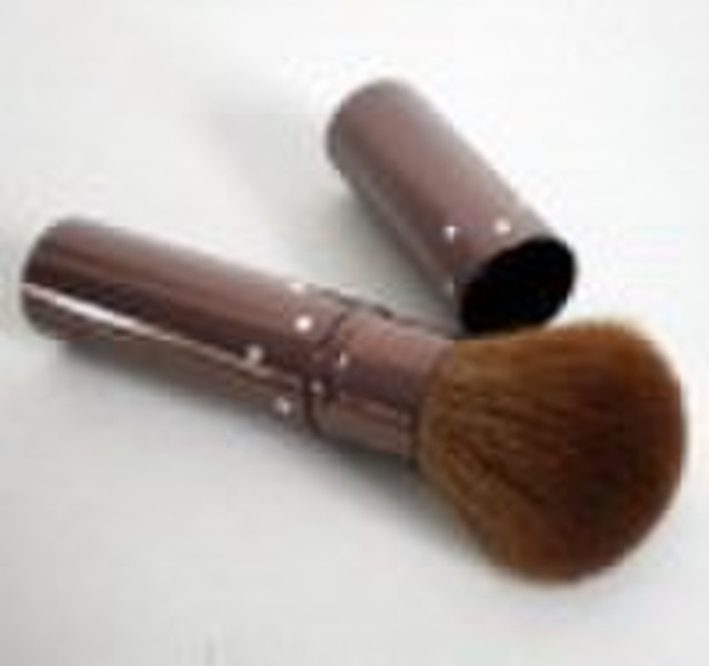 goat hair retractable blush brush