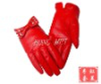 HM526  leather glove with strap wrist