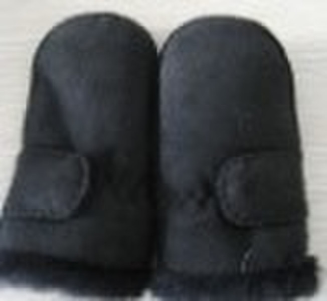 baby shearling gloves