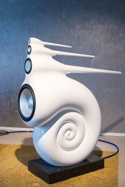 Bowers & Wilkins Nautilus