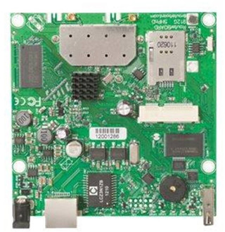 MikroTik RouterBOARD 912UAG 600MHz CPU, 64MB RAM, Gigabit LAN (localization_B084387J4R)