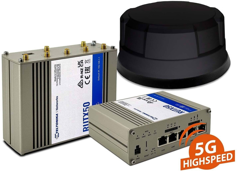 Teltonika RUTX50 mit Panorama Antenne schwarz
