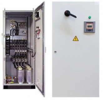 自动电容器安装AKU0 4 3000千乏和多