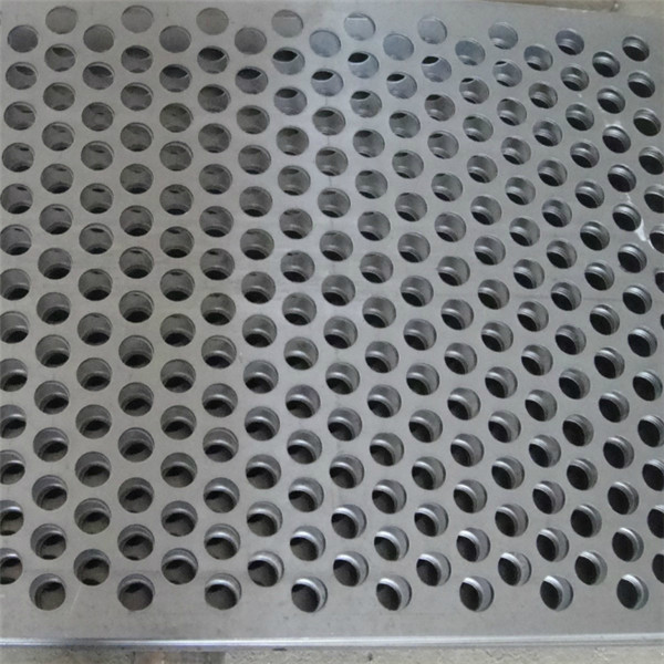 Round holes punched perforated metals