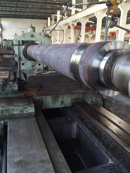 Large shaft-series forging parts ( forgings ) processing   Qingdao YuTongDa Metal Materials Co., Ltd ( QDYTD )