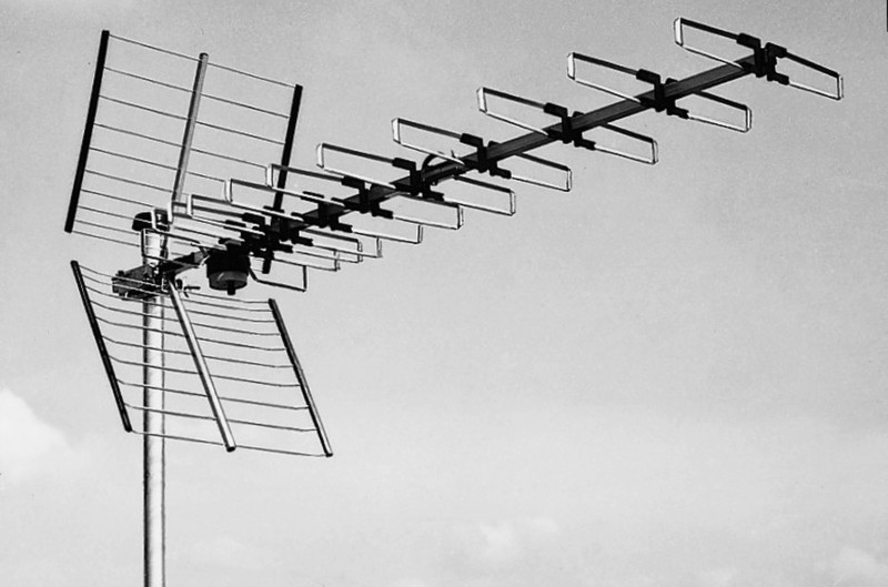Kathrein AOP 52 television antenna
