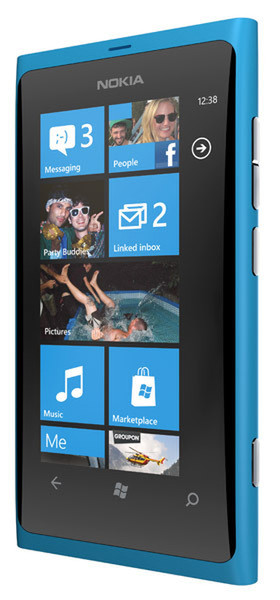 Nokia Lumia 800 Blau
