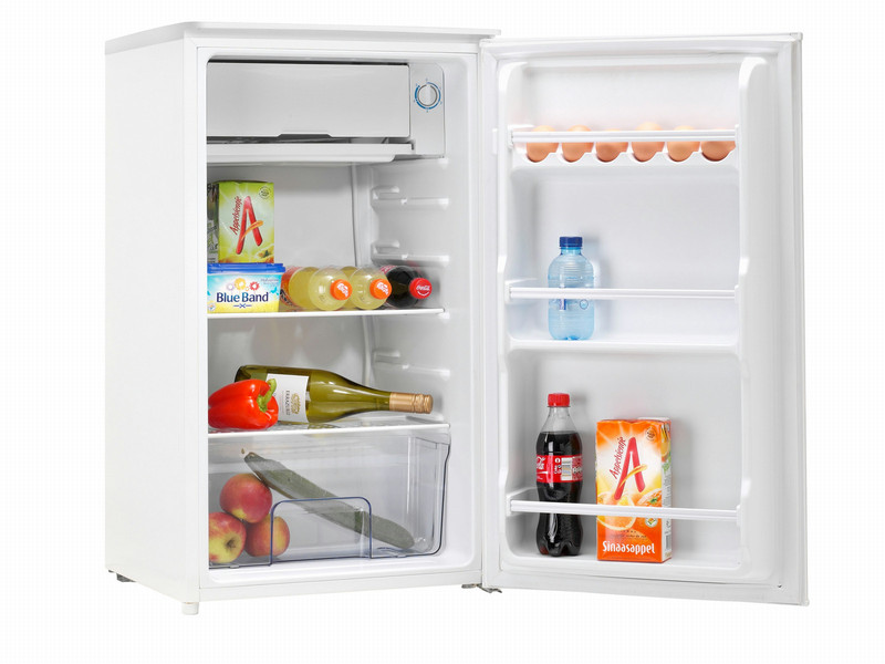 Tristar KB-7390 freestanding A White combi-fridge
