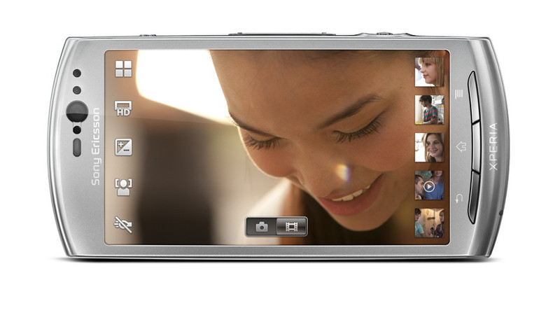 Sony Xperia neo V Cеребряный