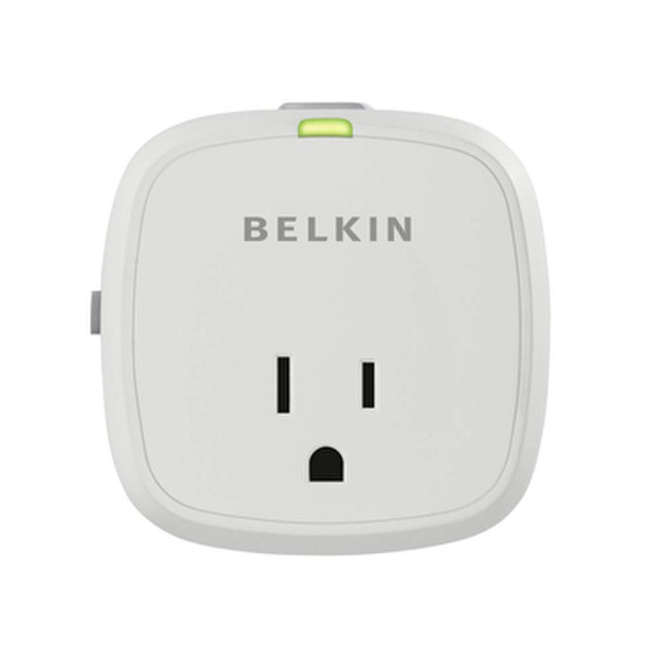 Belkin F7C009Q Green,White socket-outlet
