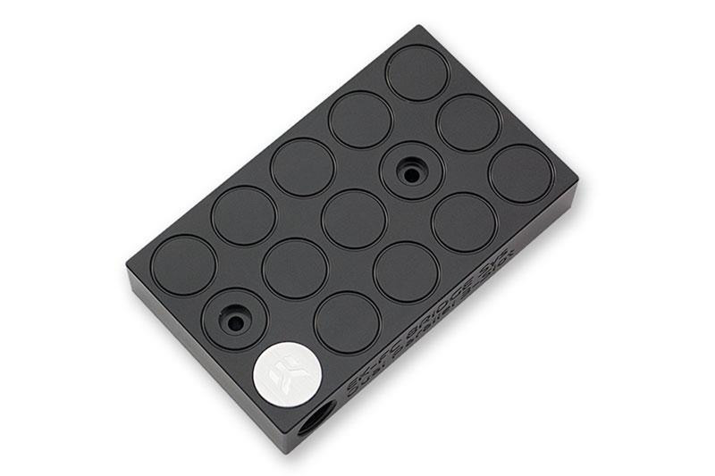 EK Water Blocks 3831109856796