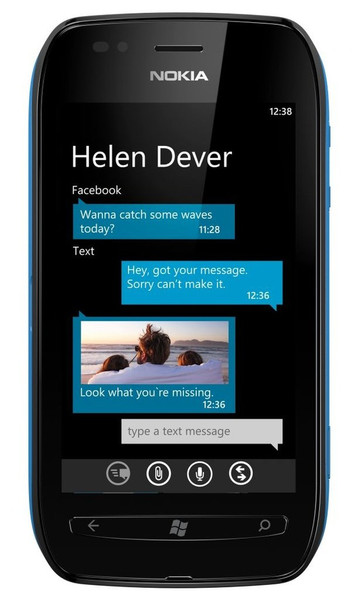 Nokia Lumia 710 8ГБ Черный