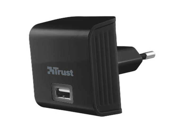 Trust Wall Charger with USB port - 12W