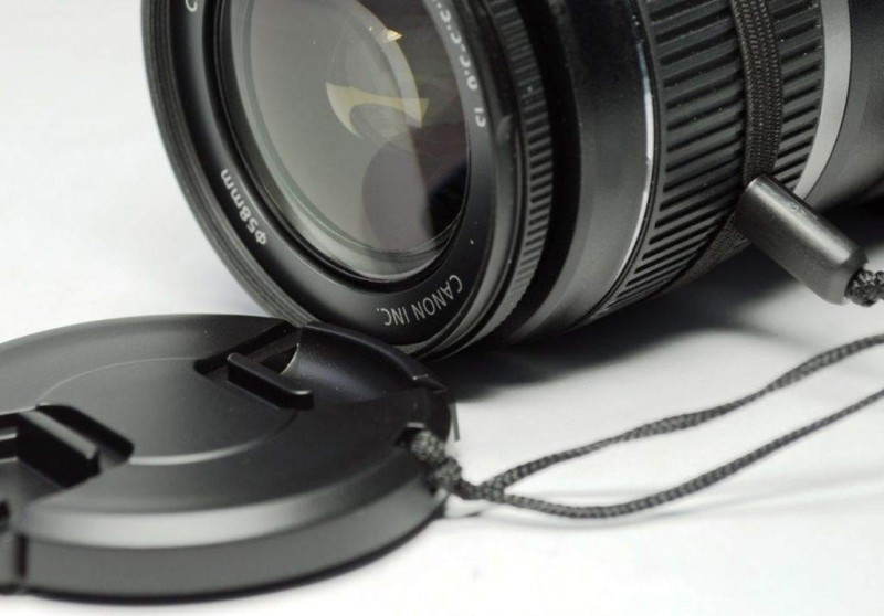 Braun Photo Technik 14348 77mm Black lens cap