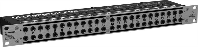 Behringer PX3000 patch panel