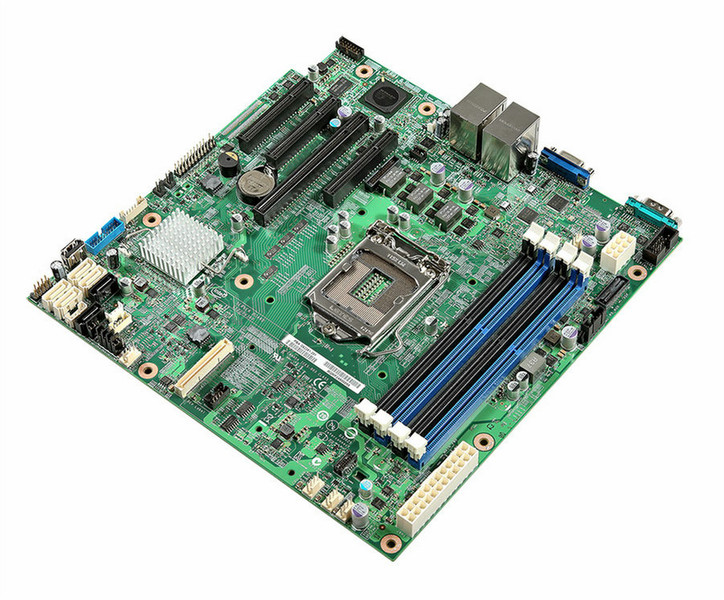 Intel S1200V3RPL + 4 SATA Cables Intel C226 Socket H3 (LGA 1150) Micro ATX Server-/Workstation-Motherboard