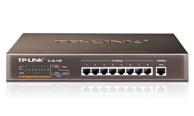 TP-LINK 8-Port 10/100Mbps + 1-Port Gigabit Switch Неуправляемый