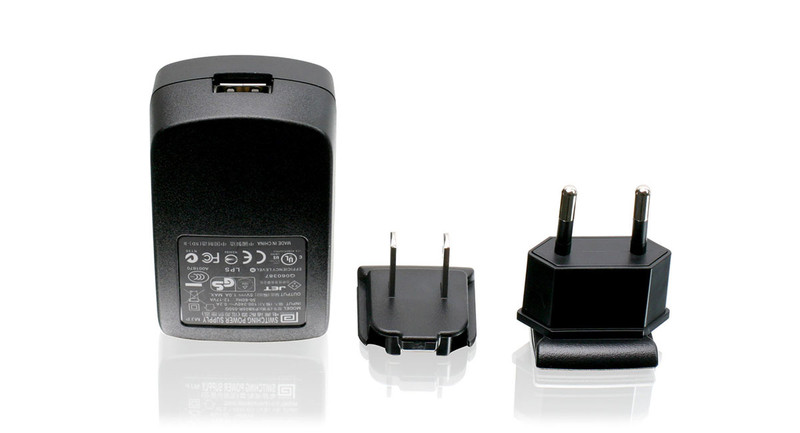 iogear GPA60002 mobile device charger