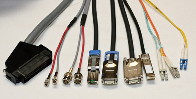 Cisco Pair of SAS/SATA cables (RAID card) for C22 M3 SFF (UCSC-CABLE-A5)