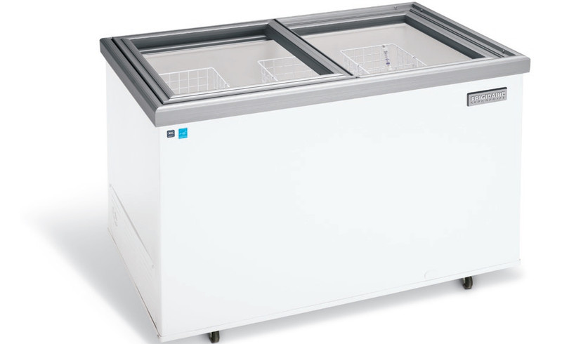 Frigidaire FCCG201FW Freestanding Showcase 560L White freezer