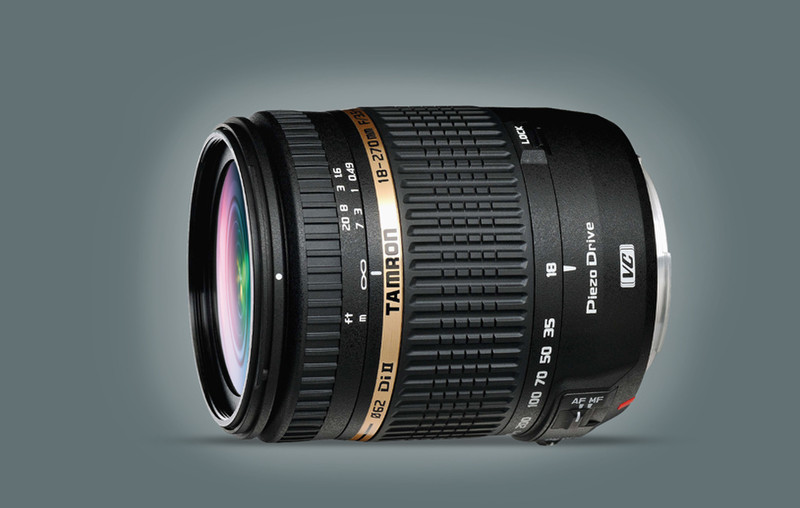 Tamron AF 18-270mm F/3.5 -6.3 Di II VC PZD