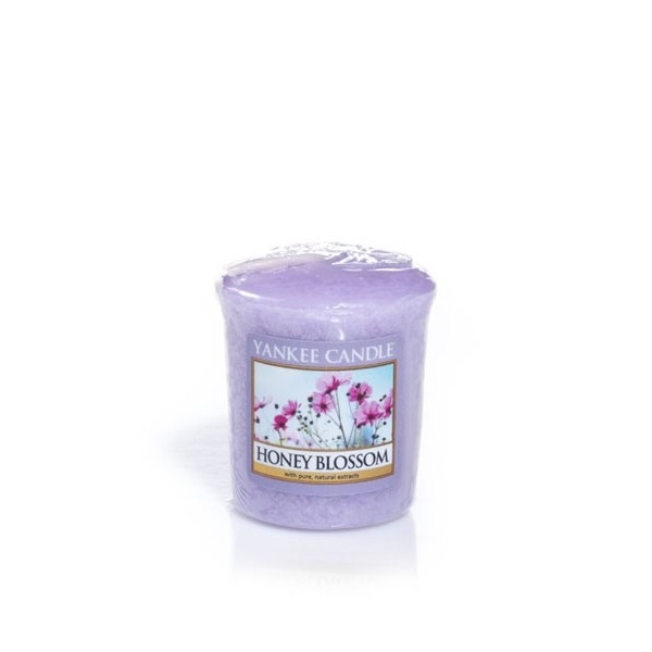 Yankee Candle 1254068E Круглый Фиолетовый 1шт восковая свеча