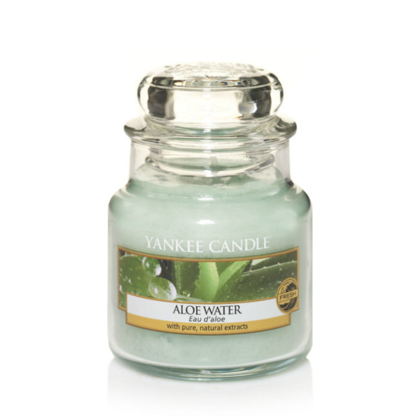 Yankee Candle 1332178E Круглый Алоэ Зеленый 1шт восковая свеча