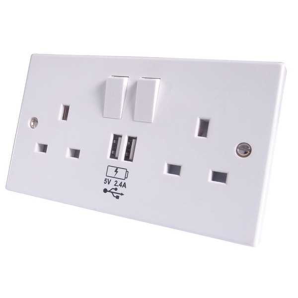 Group Gear 27-2000/24 White socket-outlet