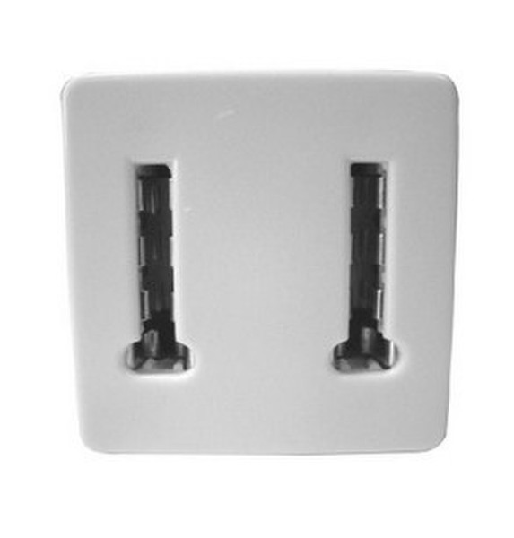 NGC Networks NGC5621 Type L (IT) Type L (IT) White power plug adapter