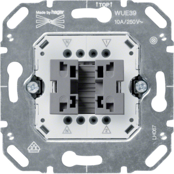 Hager WUE39 10A Elektrischer Steckdosenkoppler