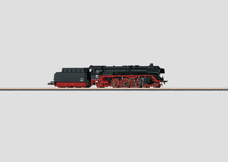 Märklin Express Train Locomotive with a Tender