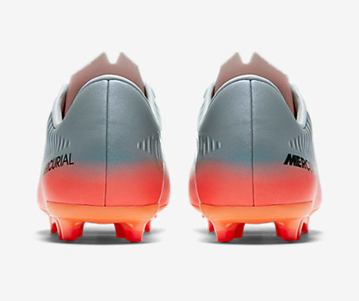 Nike Jr. Mercurial Vapor XI CR7 FG Firm ground Child 33.5 football boots