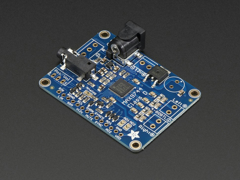 Adafruit 1752 Development board audio amplifier