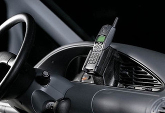 Arat 1227 Schwarz Halterung