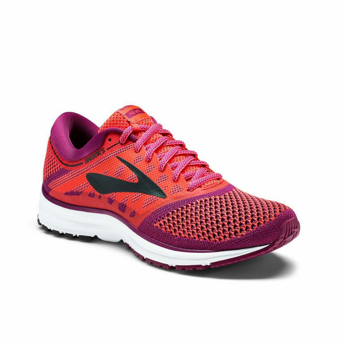 brooks revel red
